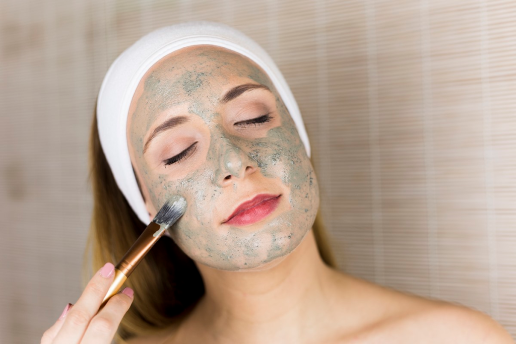 How to Use a Clay Mask: A Complete Guide for Clear, Glowing Skin