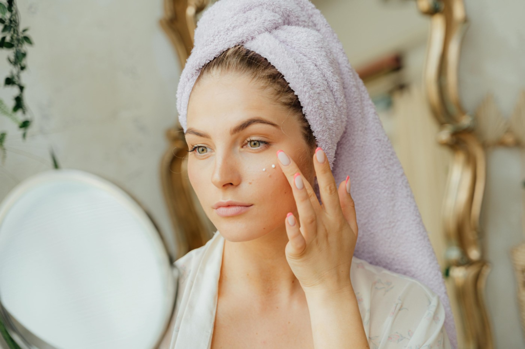 Best 12 Elemis Anti‑Wrinkle Creams with Proven Anti‑Aging Effects in 2026