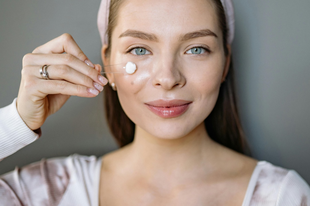 Best Korean Eye Creams for Wrinkles and Dark Circles: Complete 2026 Guide