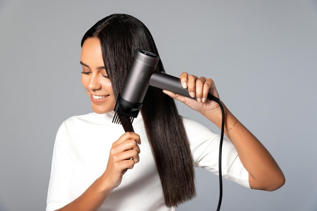 Best 10 Heat Protectants for Hair: Ultimate Guide for Healthy, Shiny Strands