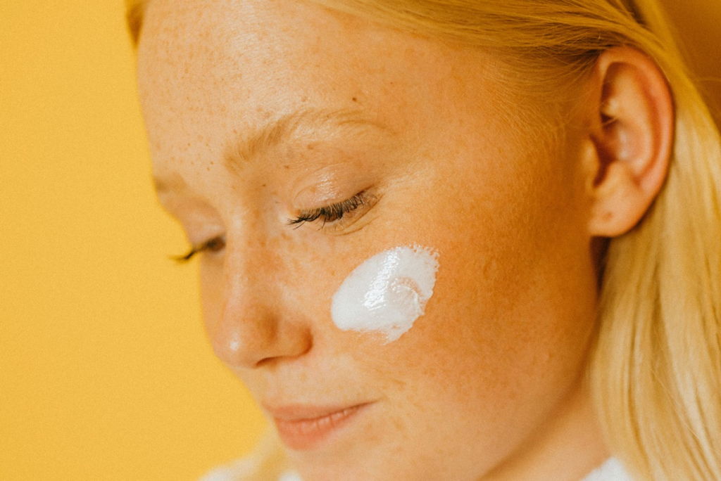 The 10 Best Sun-Protective BB & CC Creams of 2026: Flawless Coverage for Redness, Rosacea & That Perfect No-Mask Glow