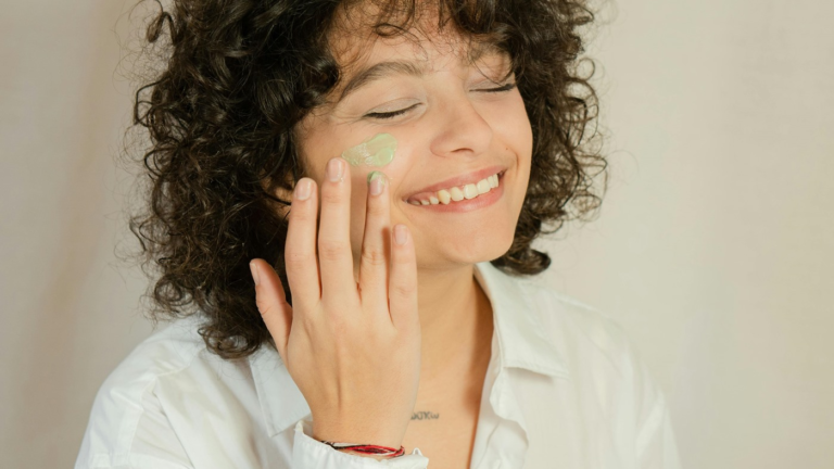 Best Anti-Aging Creams That Actually Work After 50 (Clinically Backed Skincare Guid